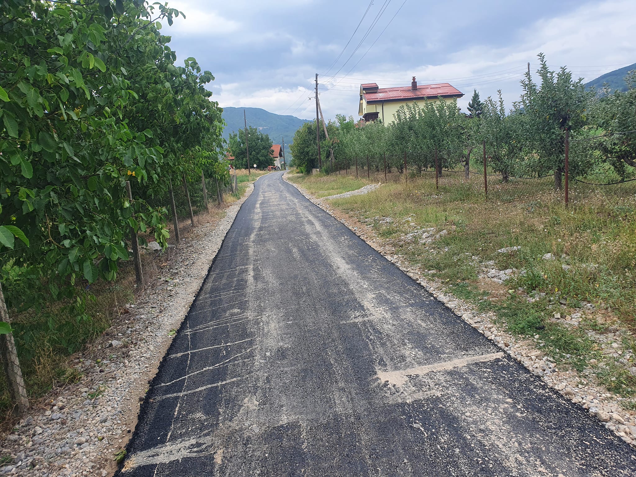 Продолжeна  реализацијата на годишната програма за изградба и реконструкција на улици во општина Дебрца за 2023 година
