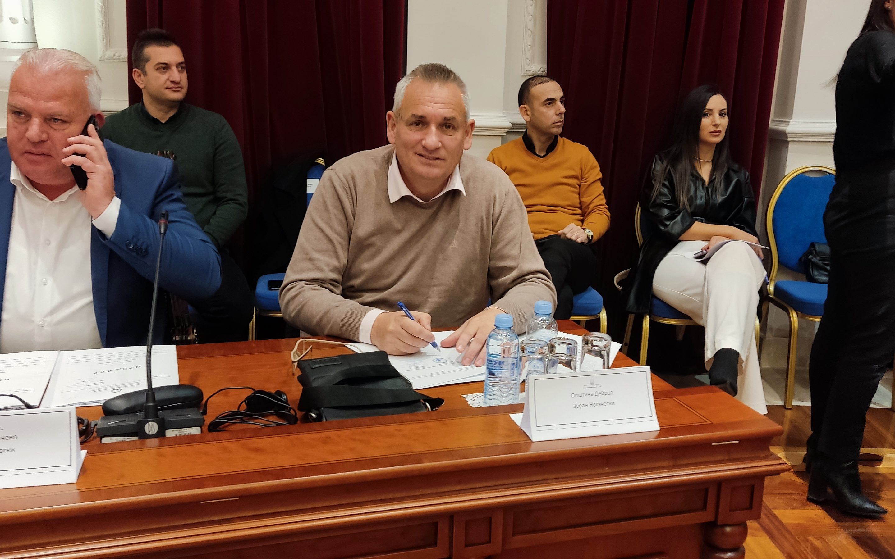 Општина Дебрца потпиша договор со Бирото за регионален развој за реализација на проект во село Злести